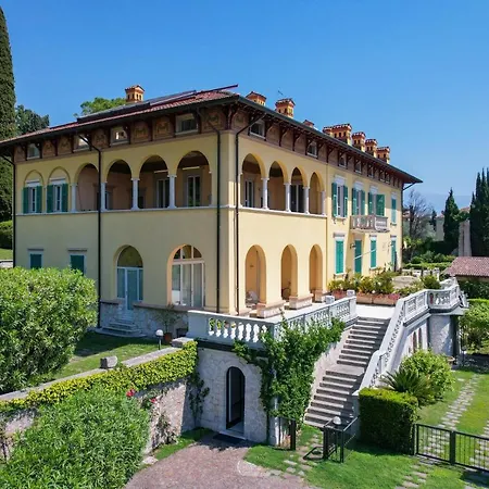 La Romantica - Lussuoso In Con Vista Gardone Riviera